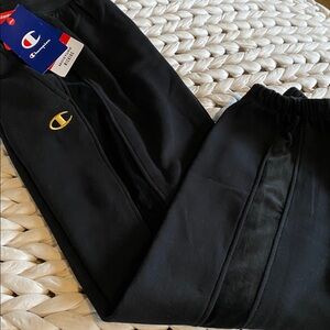 🆕 Champion Classic Standard Fit Joggers NWT Black Velour Racing Stripe